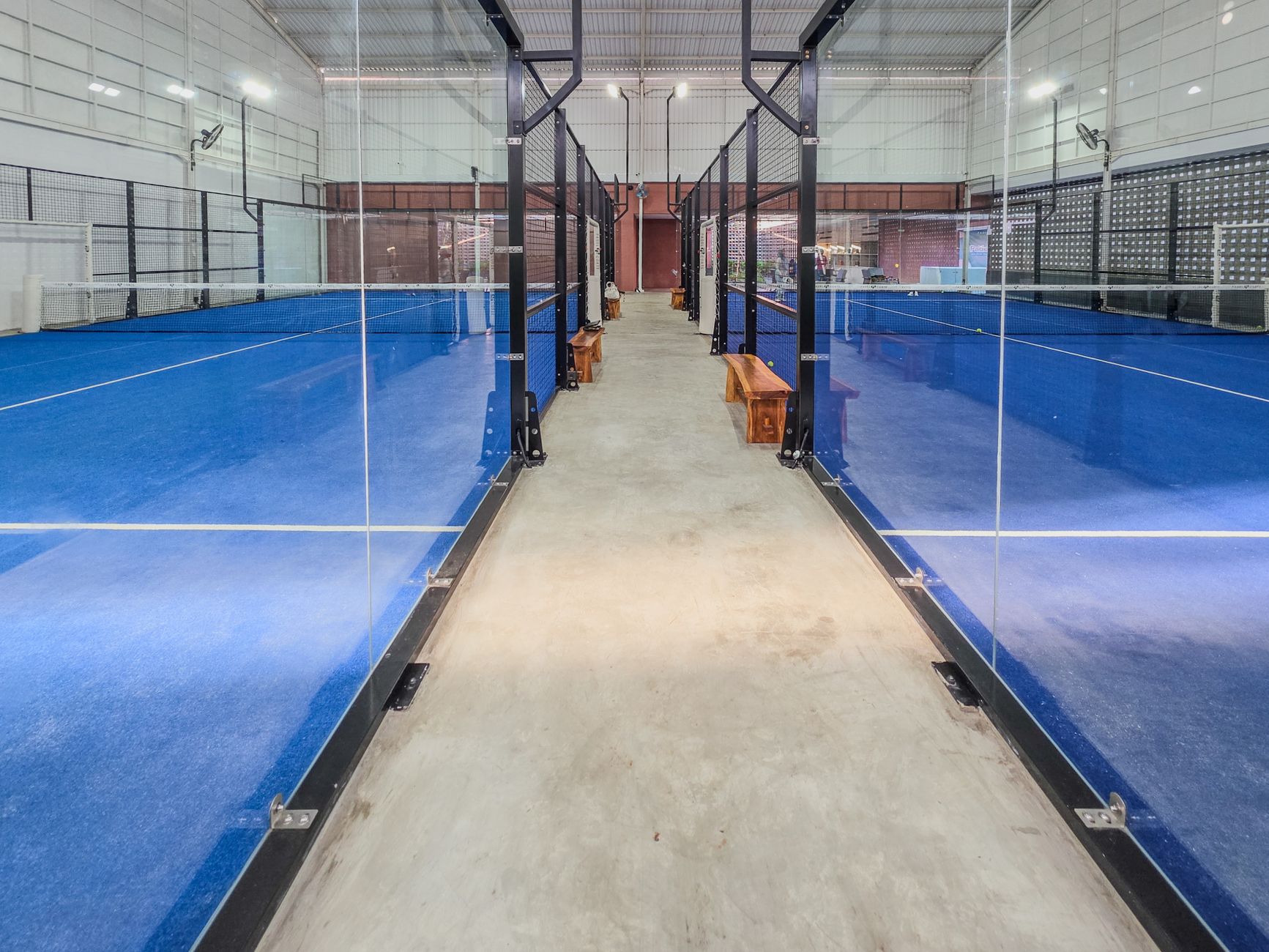 Blessures au padel : causes et prévention pratique