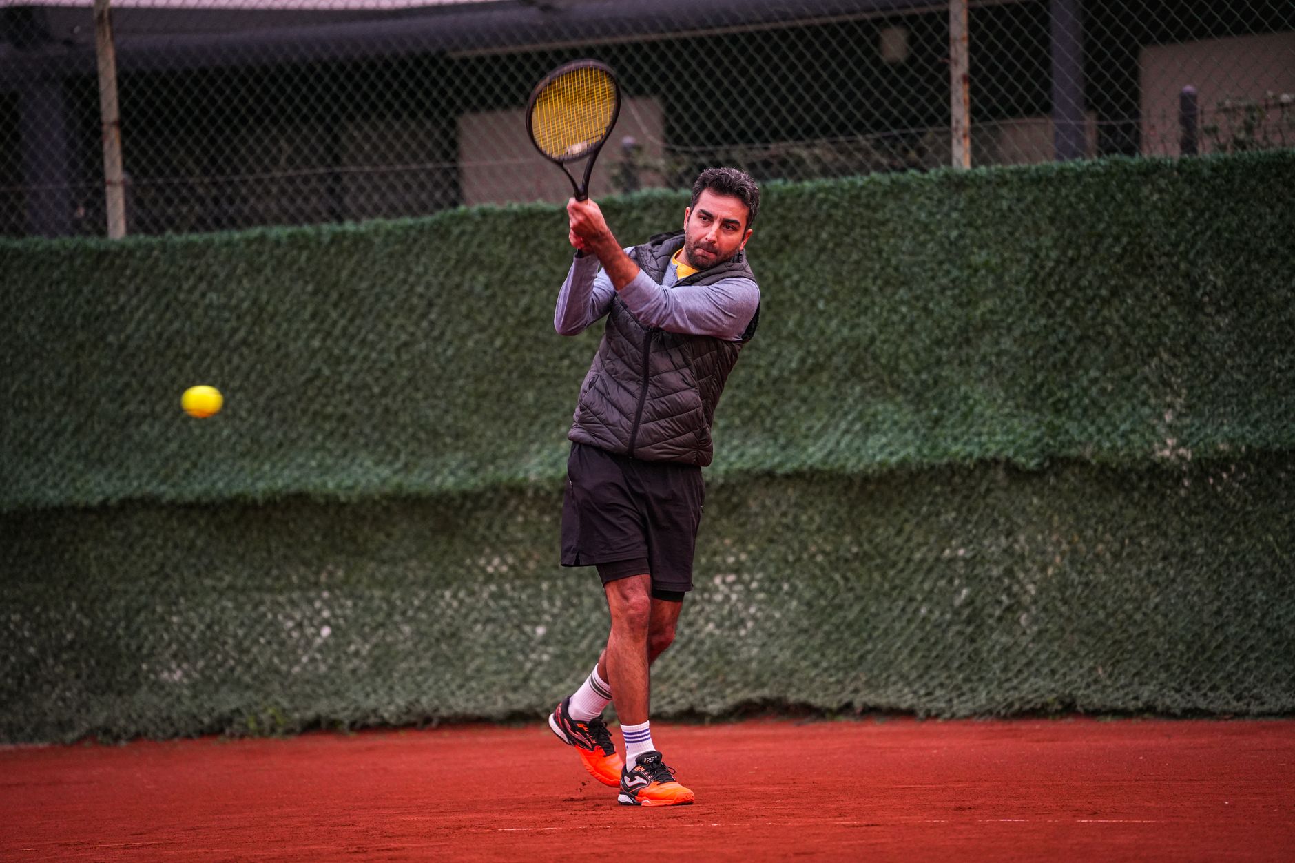 NOX ML10 vs Babolat Technical Viper : puissance ou contrôle